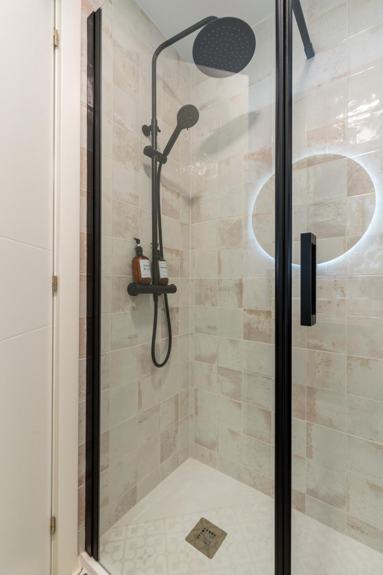 Diseno Y Comodidad En Bami 세비야 외부 사진